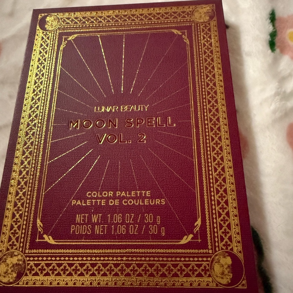 Lunar Beauty Moon Spell Vol. 2 Palette